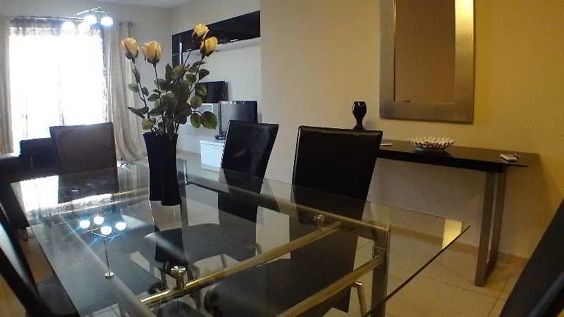 Eri Apartments E378 سليمة